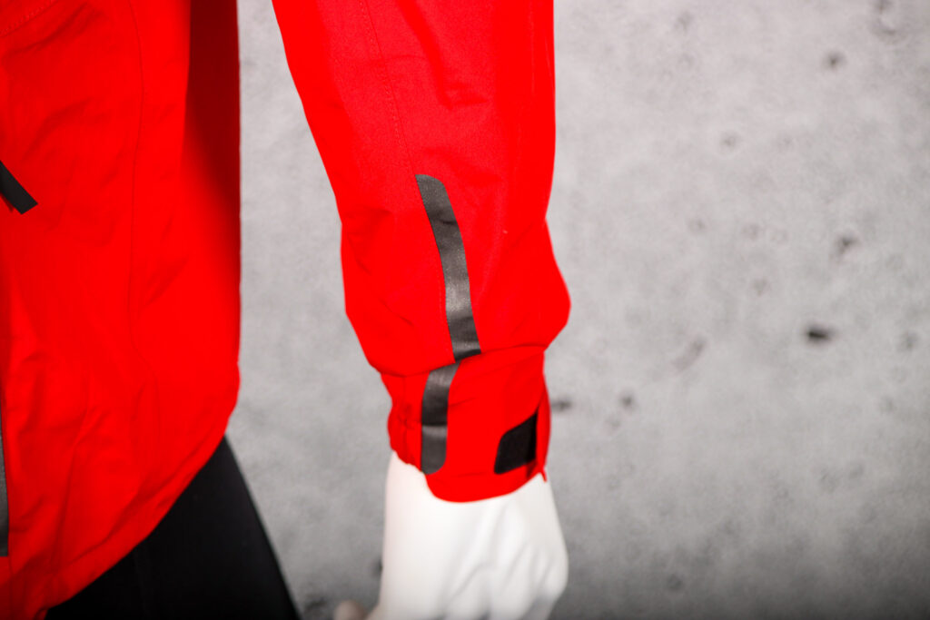 2021 Gore Gore-Tex Paclite Jacket – sleeve detail.jpg