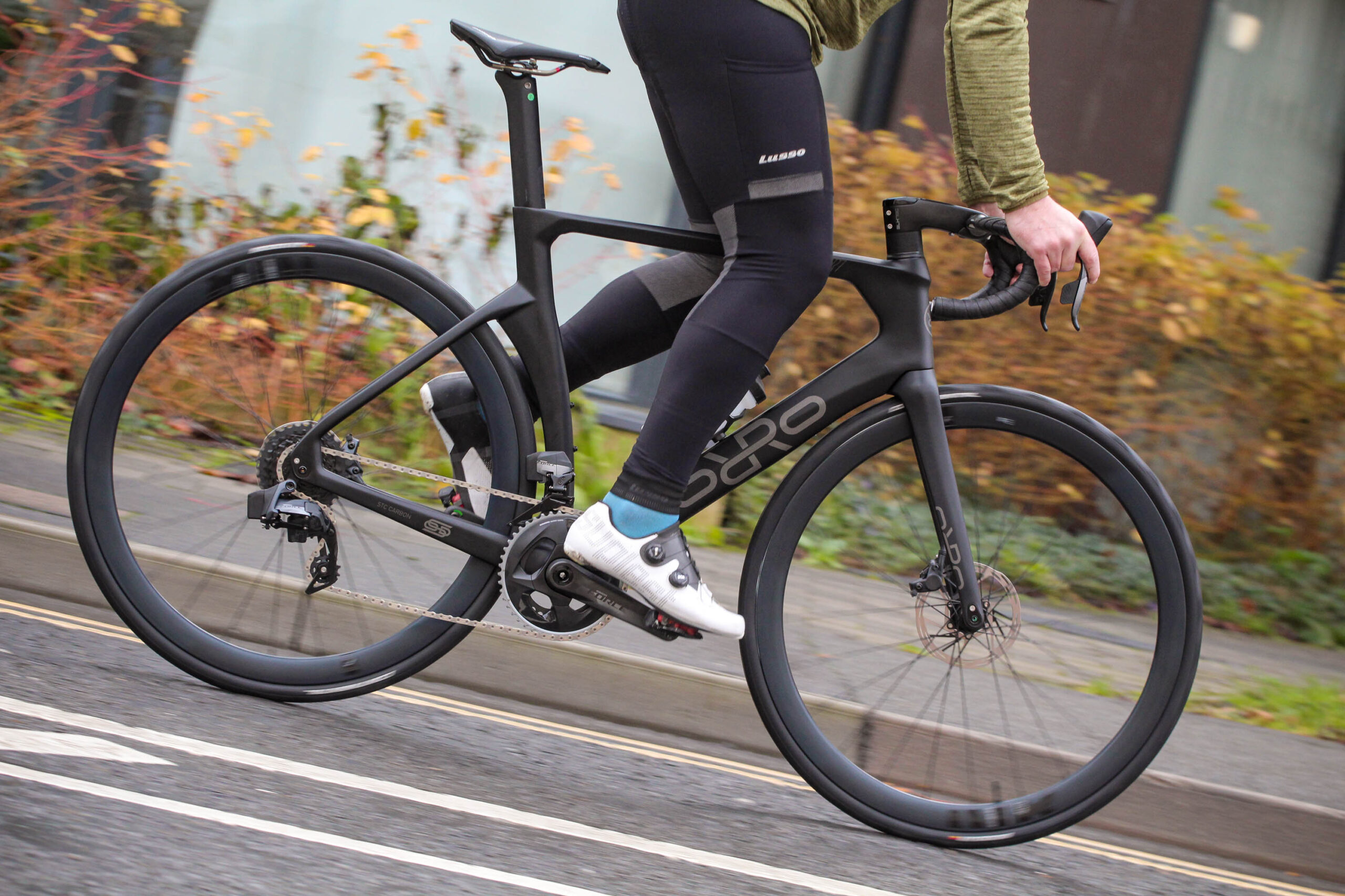 2021 Orro Venturi STC SRAM Force eTap – riding 1