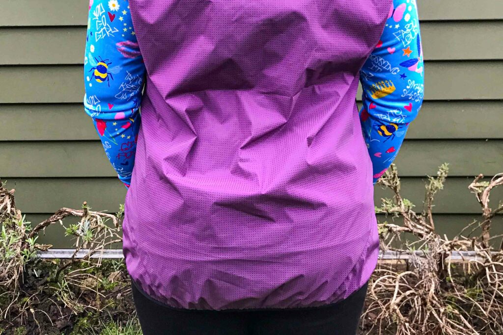 2021 Proviz REFLECT360 CRS Plus Women’s Cycling Gilet – back tail.jpg