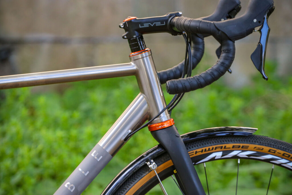 2021 Ribble CGR Ti Sport – head tube.jpg