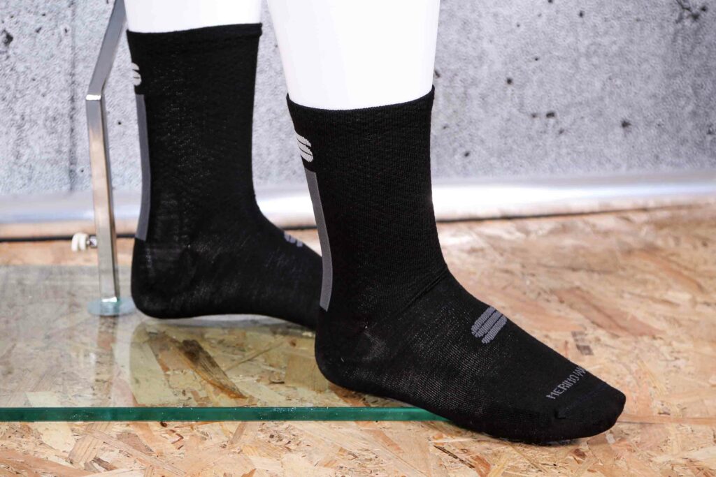 2021 Sportful Wool Woman 16 socks 2.jpg