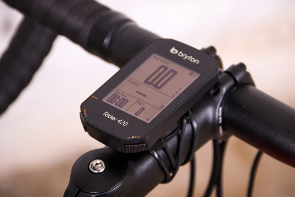 Bryton Rider 420E GPS computer &ndash; mounted 2