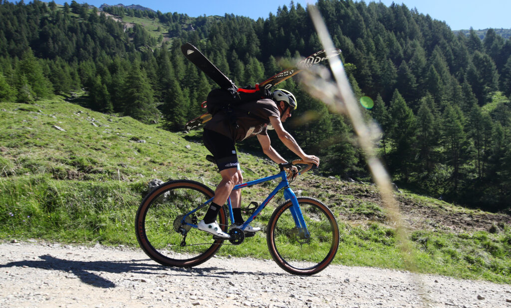 2021 Cinelli Hobootleg 1