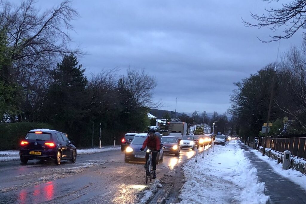 Edinburgh cycle lane (Cyclesouthedin via Twitter)
