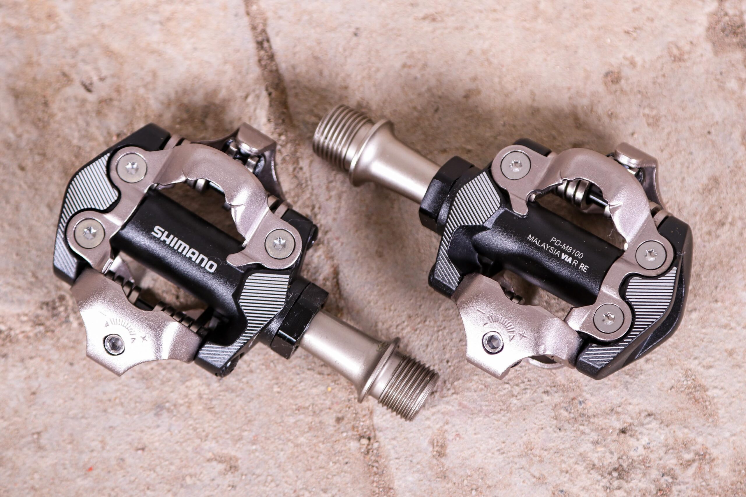 Shimano PD-M8100 Deore XT SPD pedals 1