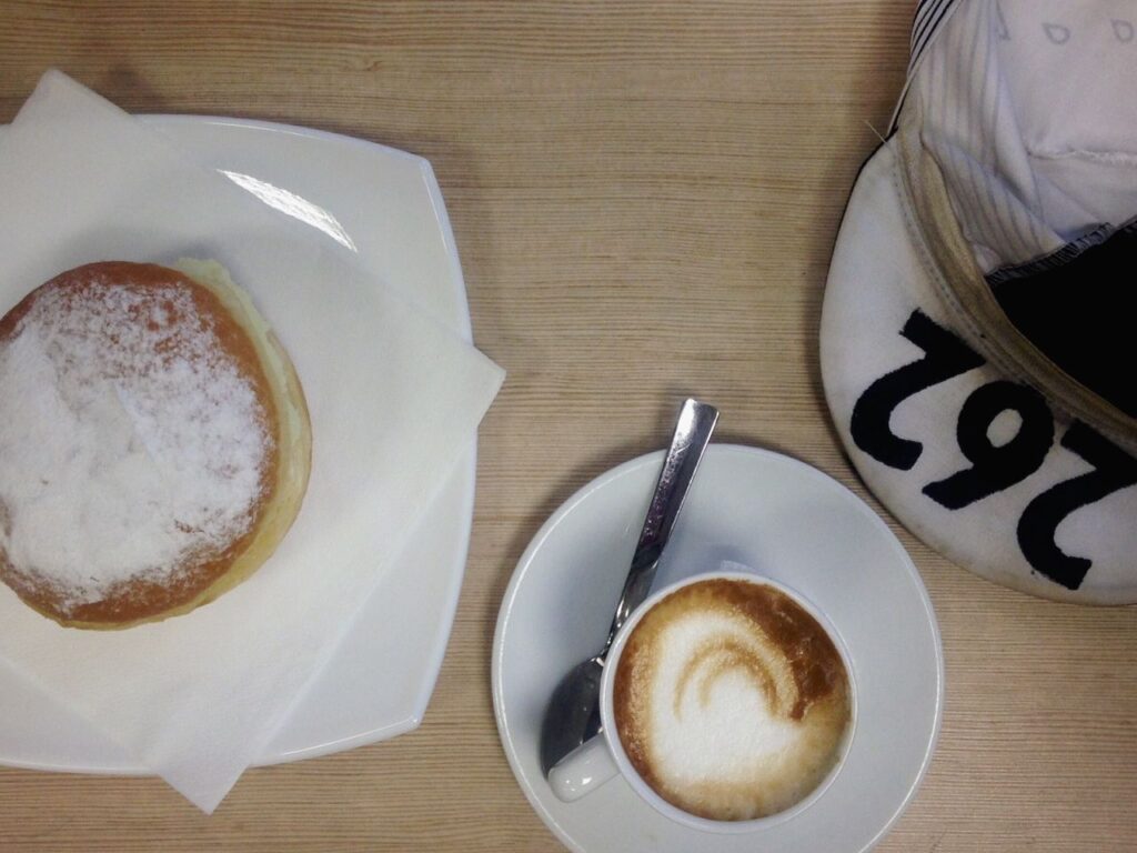 Transcontinental 2017 – Coffee and Bun.jpg