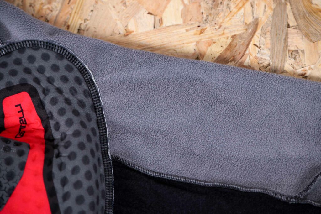 2021 Castelli Sorpasso RoS Wind Bibtights – inside fabric.jpg