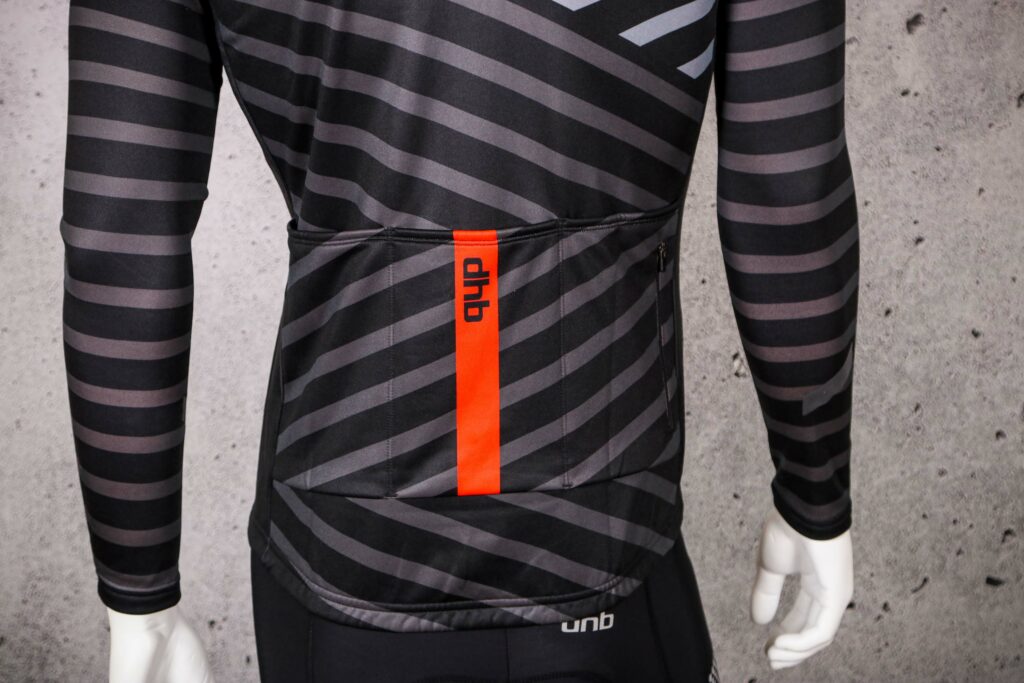 2021 dhb Classic Long Sleeve Jersey – Pace – pockets.jpg