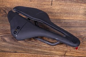 2021 Ere Genus CC-T Pro Road Saddle.jpg