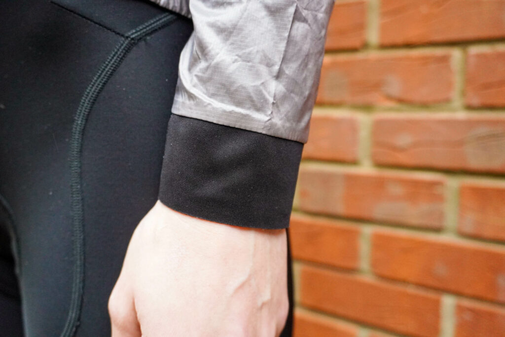 2021 Liv Womens Cefira Wind Jacket – cuff.jpg