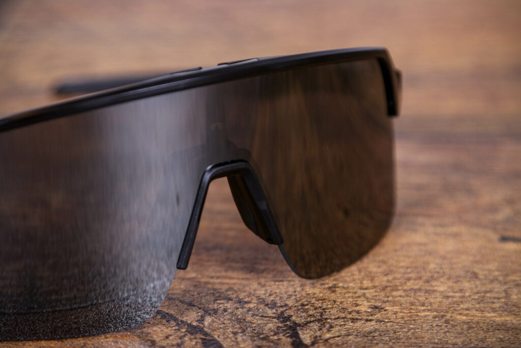 2021 Oakley Sutro Lite Matte Black sunglasses – nose bridge.jpg