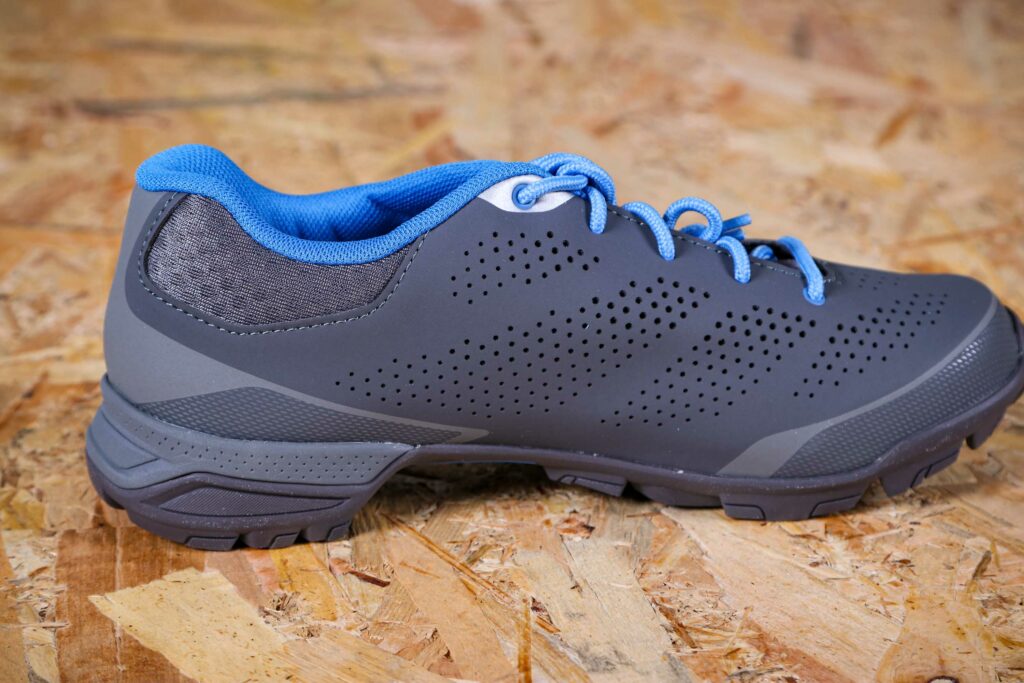 2021 Shimano MT3W Women’s SPD Shoes – instep.jpg