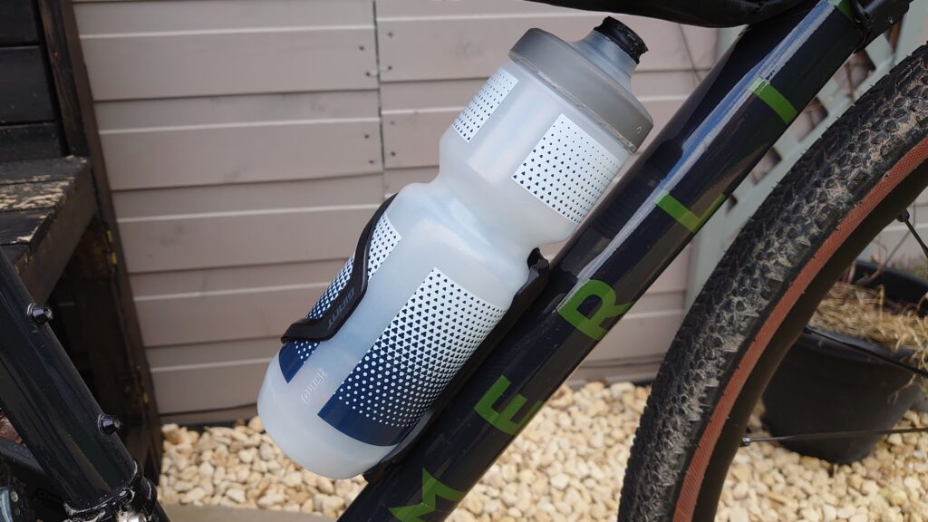 Giant Airway Dual Side Bottle Cage 5.JPG