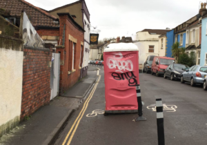 Cycle lane portaloo