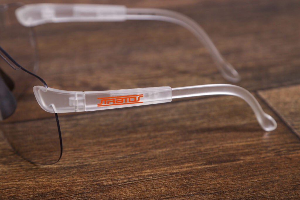2021 Alba Optics STRATOS WHT VZUM FLENS – arm.jpg