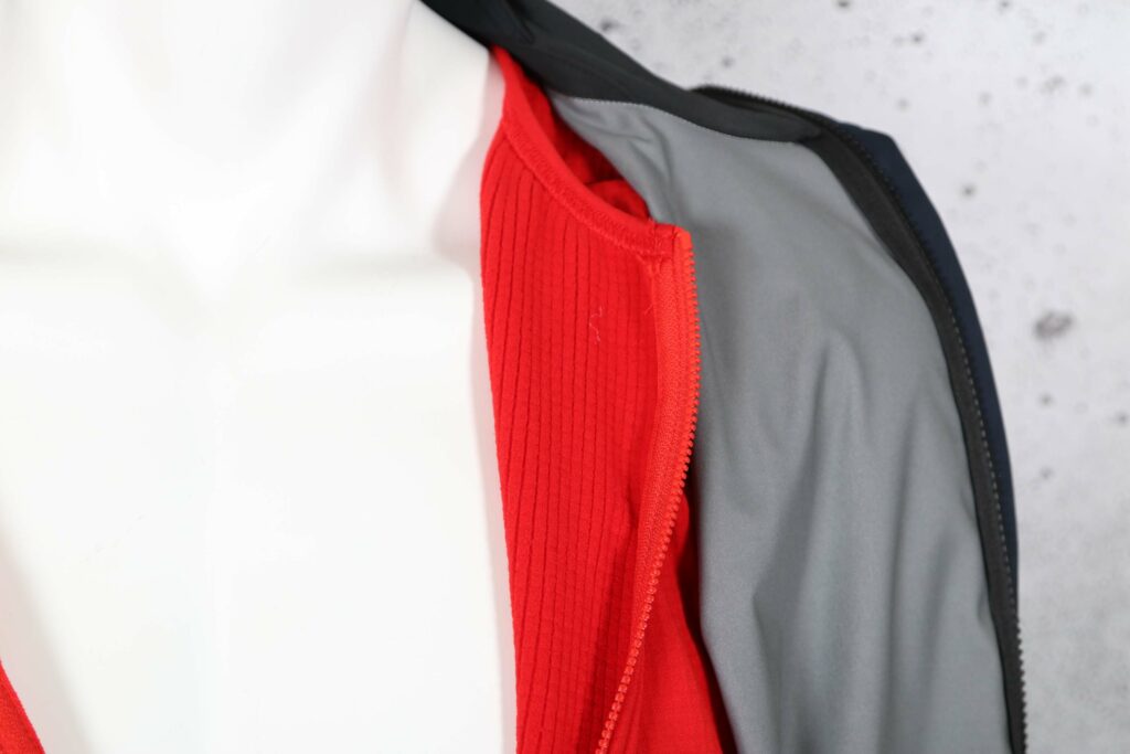 2021 Castelli Alpha RoS 2 Jacket Mens – inside.jpg