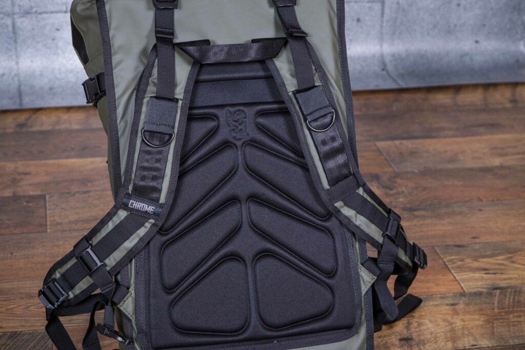 2021 Chrome Barrage Freight Backpack – back padding.jpg