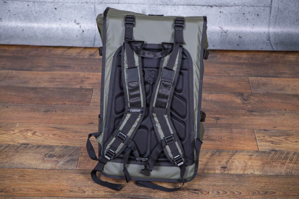 2021 Chrome Barrage Freight Backpack – straps.jpg
