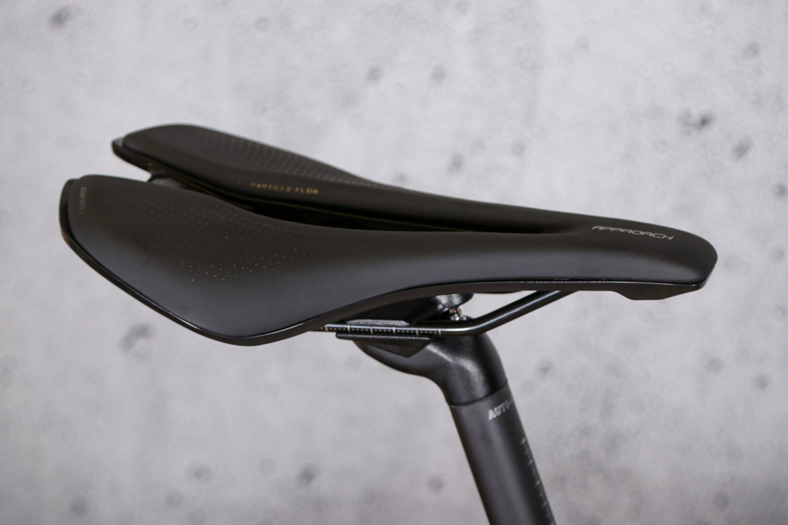 2021 Giant Defy Advanced 3 &ndash; saddle