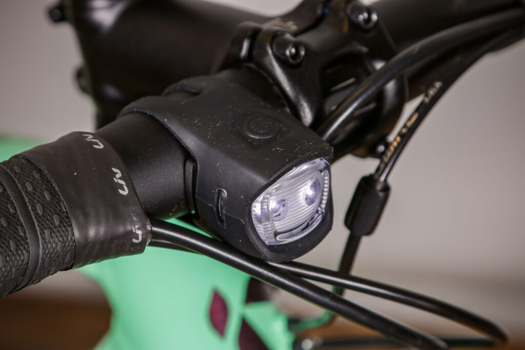 2021 Giant Numen Mini Light Combo – front.jpg