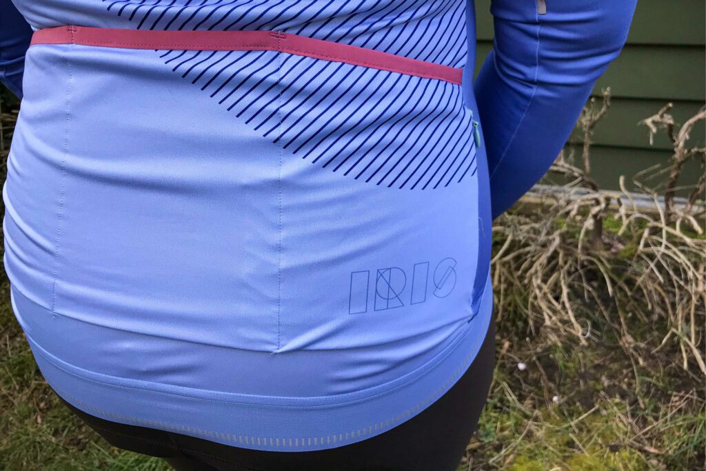 2021 Iris Himmel Long Sleeve Jersey – back pockets.jpg