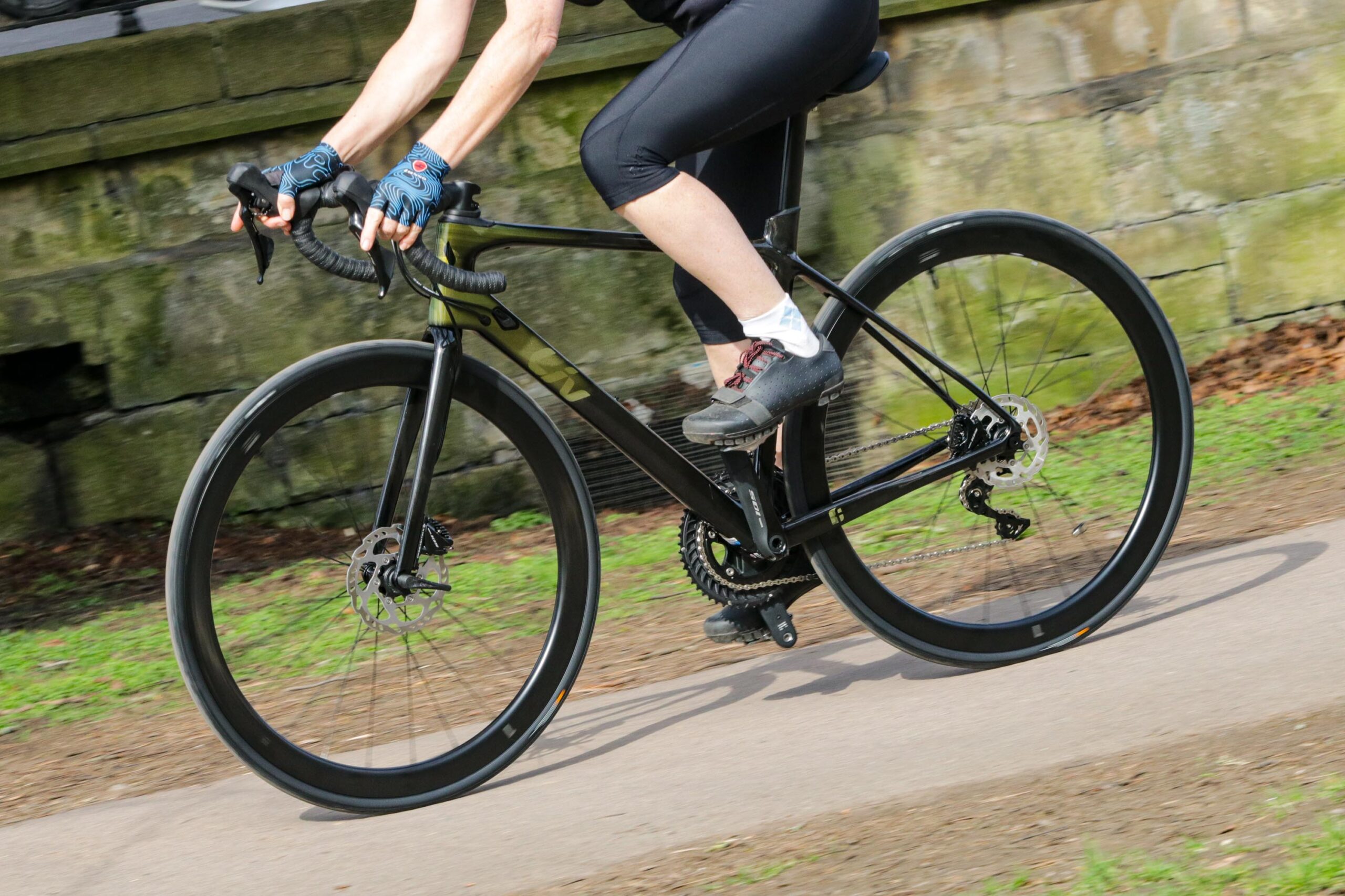 2021 Liv Langma Advanced Pro 2 Disc – riding 4