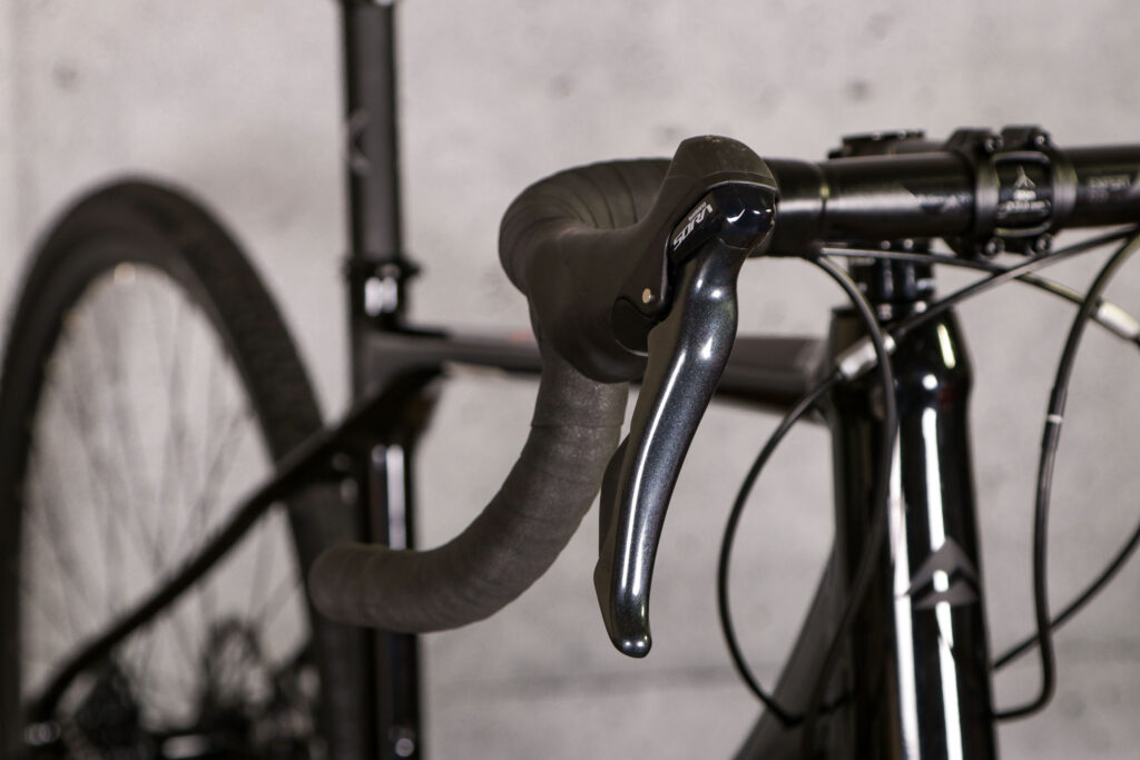2021 Merida Silex 200 – Sora lever.jpg