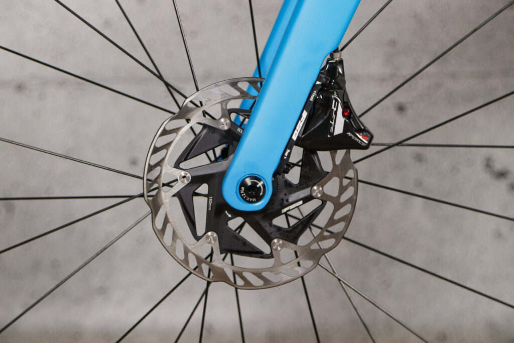 2021 Quintana Roo SRFive – front disc brake.jpg