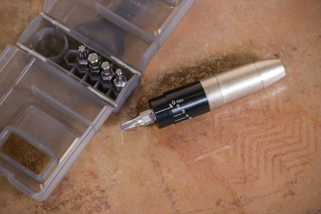 2021 Topeak Nano Torqbox X – open.jpg