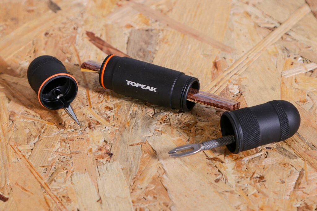 2021 Topeak Tubi Pod – open.jpg