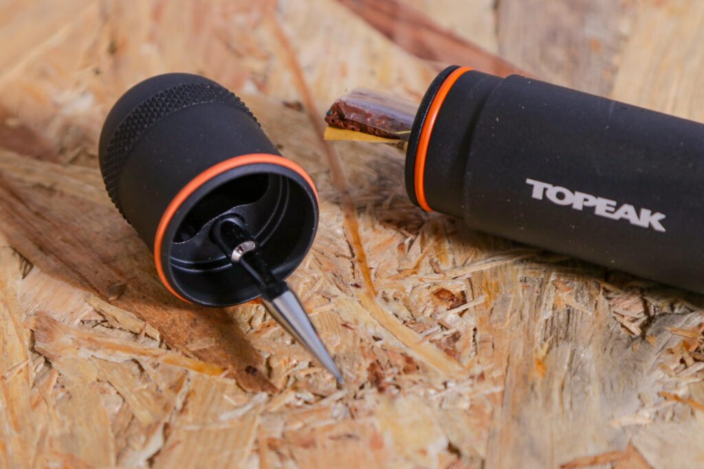 2021 Topeak Tubi Pod – open tool 2.jpg