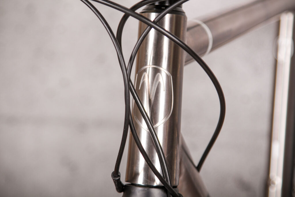 2021 Van Nicholas Ventus – head tube badge.jpg