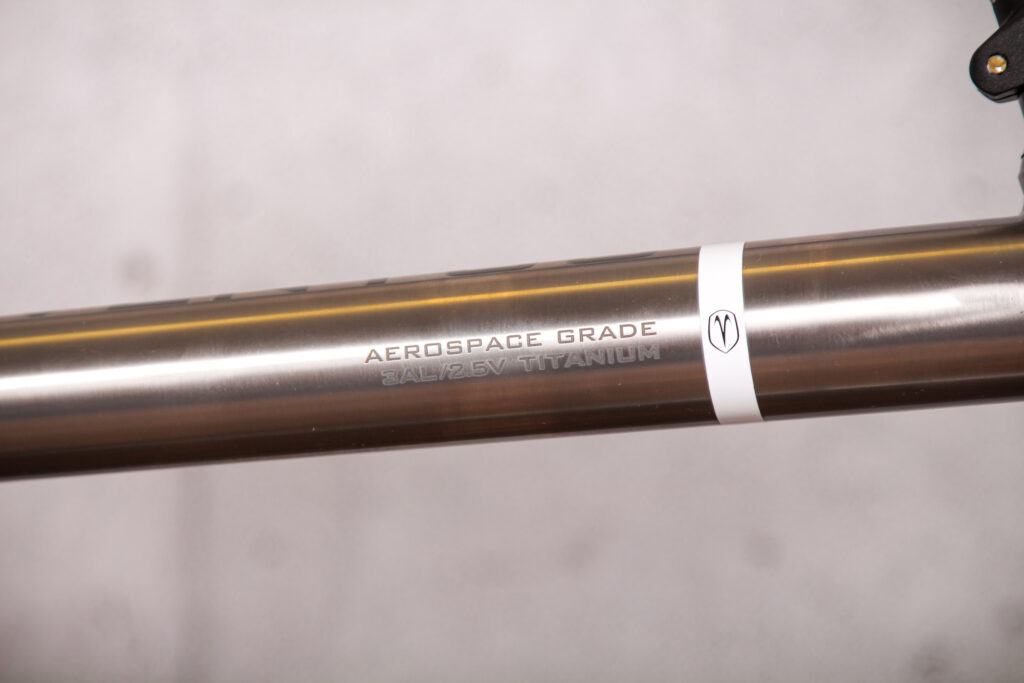 2021 Van Nicholas Ventus – top tube detail.jpg
