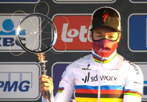 Anna van der Breggen after winning 2021 Omloop Het Nieuwsblad (TV still).PNG