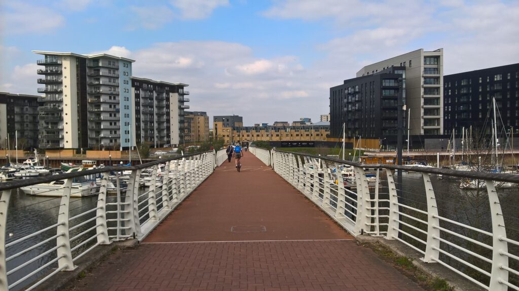 Cardiff_Pont_y_Werin – licensed CC BYU SA 4.0 by bibeyjj on Wikimedia Commons