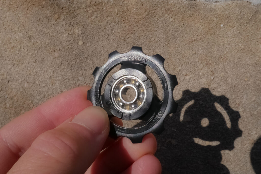 Replacing Jockey Wheels-1