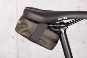 2021 Brooks Scape Saddle Pocket Bag.jpg