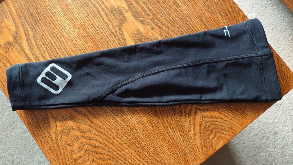 2021 ETC Snug Arm Warmers Seam.JPG
