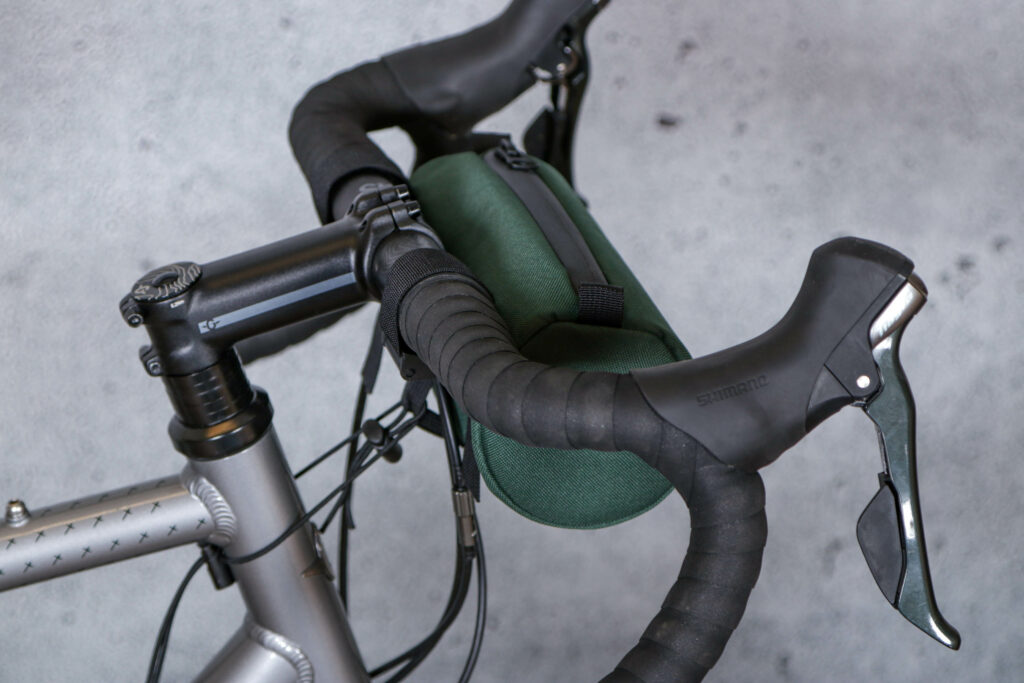 2021 Louis and Joy Forest Handlebar Bag – side.jpg