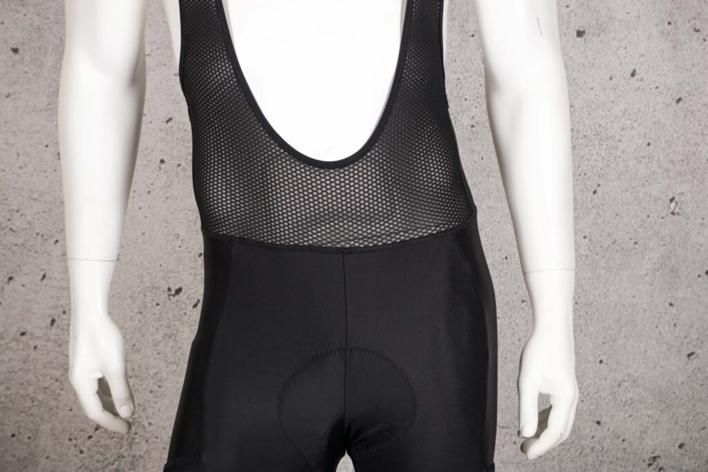 2021 Madison Roam mens cargo bib shorts &ndash; front detail.jpg