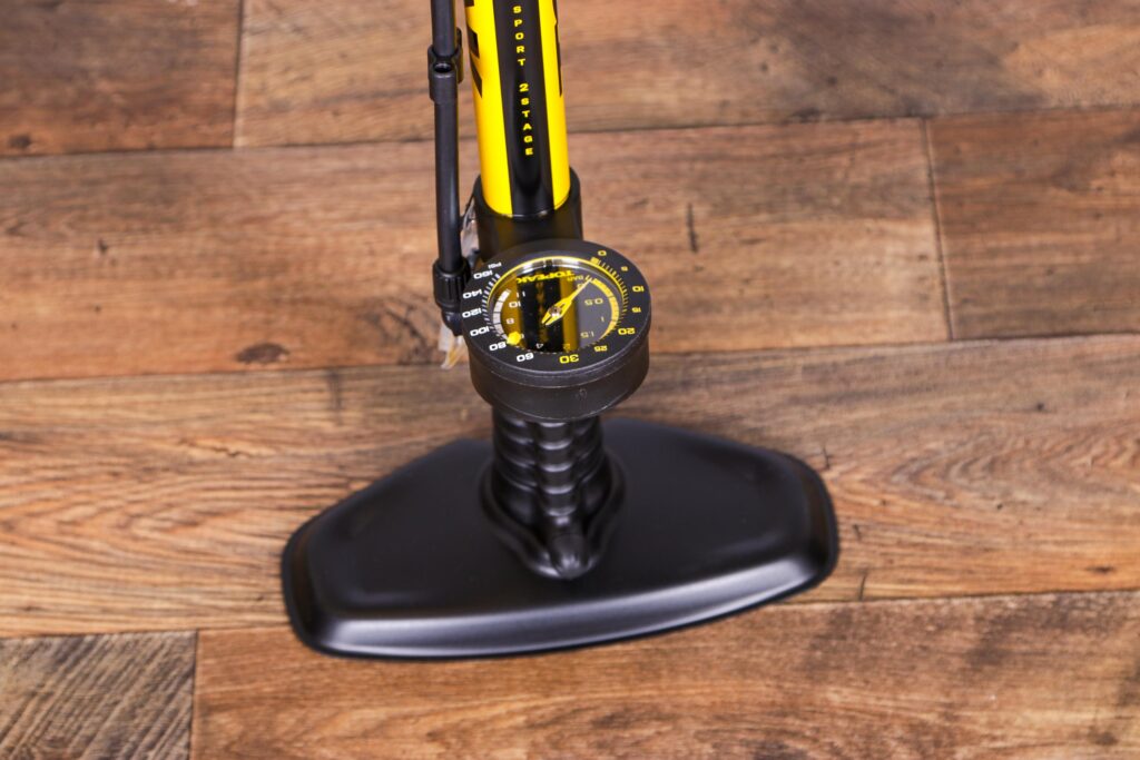 2021 Topeak JoeBlow Sport 2Stage – base.jpg
