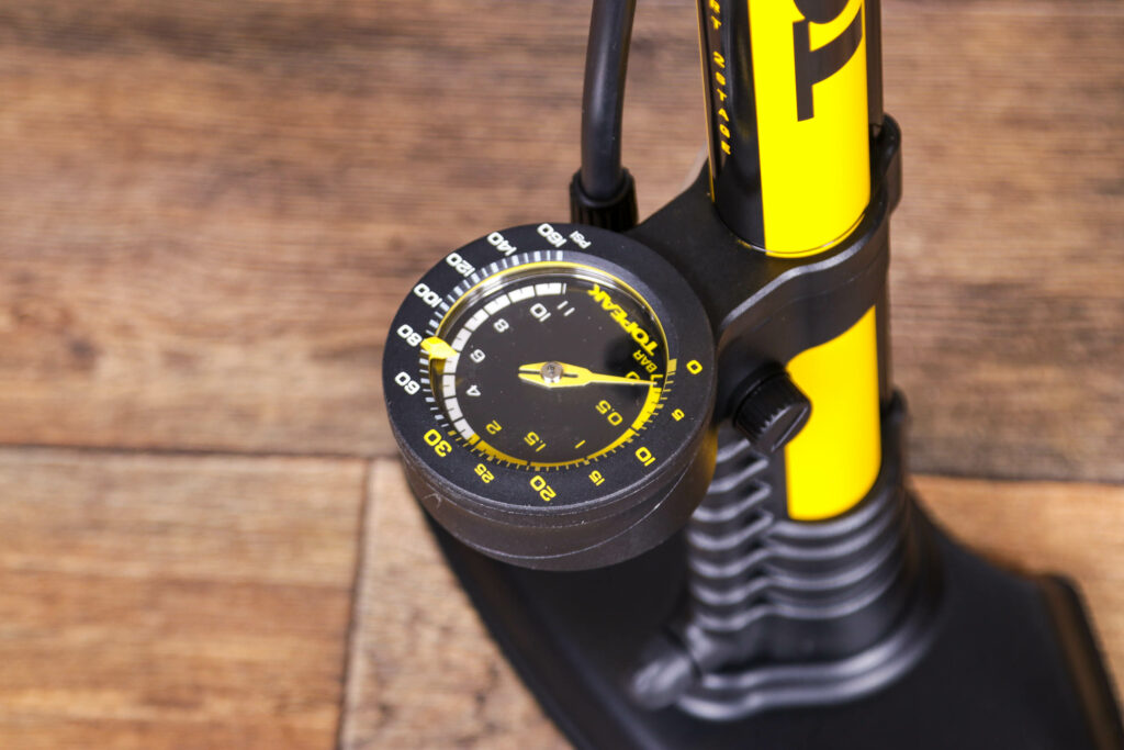 2021 Topeak JoeBlow Sport 2Stage – gauge.jpg