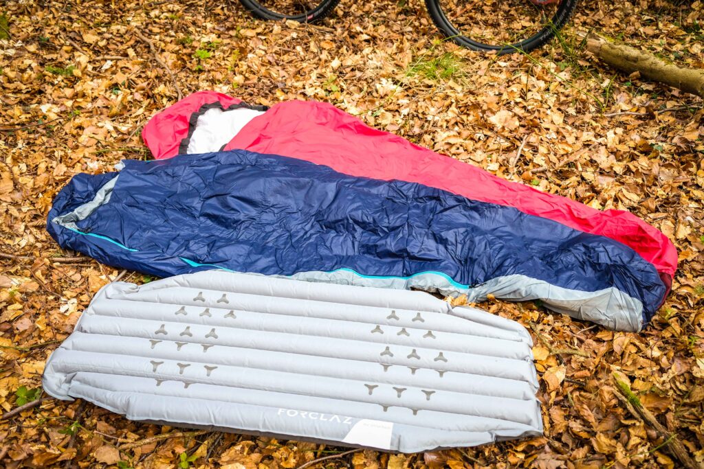 Decathlon &ndash; Intro to Bikepacking Sleeping mat bag bivvy-2