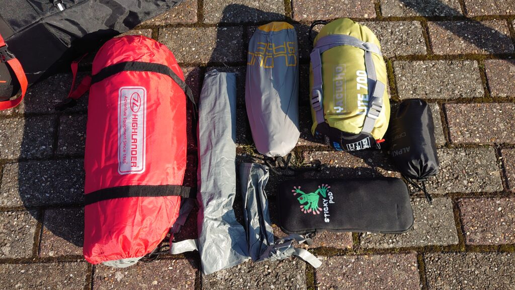 Zefal Z Adventure R17 saddle bag Kit 1.JPG