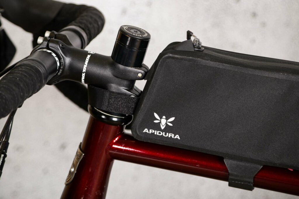 2021 Apidura Racing Long Top Tube Pack – front