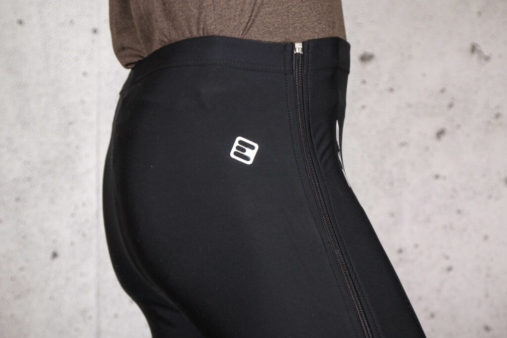 2021 ETC Warm Up Full Zip Tights Black – side full zip.jpg