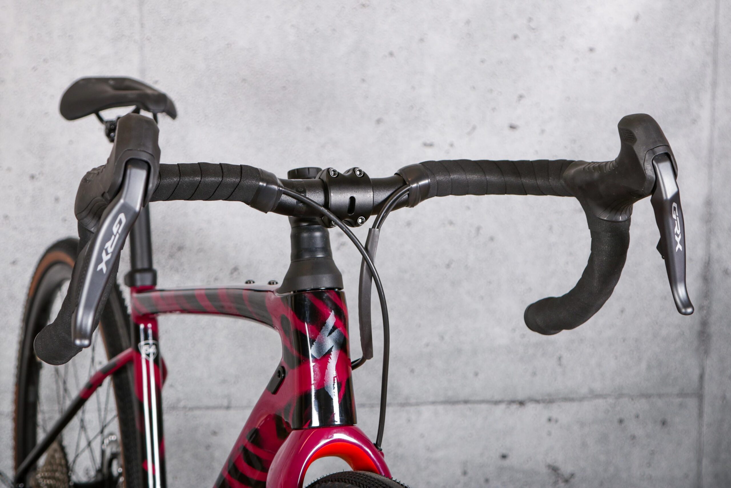 2021 Specialized Diverge Expert Carbon &ndash; bars 1