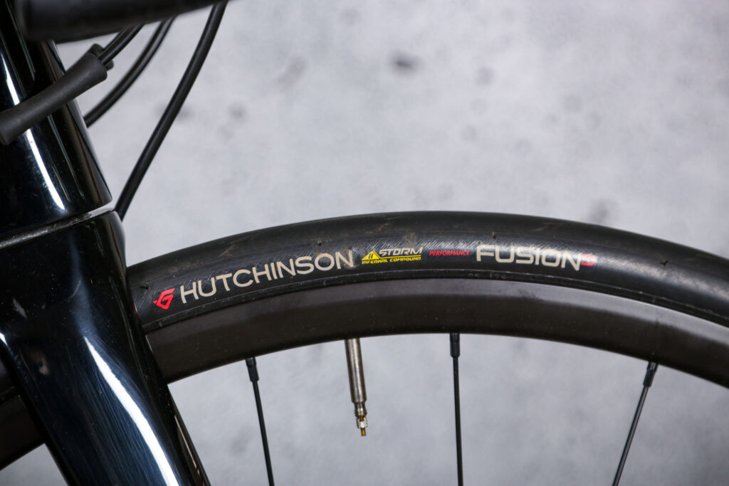 2021 Van Rysel EDR CF 105 Disc Road – tyre.jpg