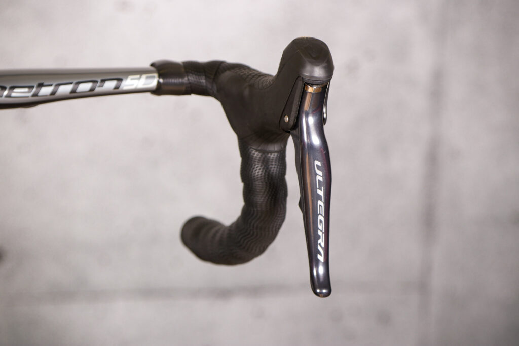 2021 Vitus ZX1 EVO CRS – lever.jpg