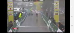 Geraint crash Tour de Romandie